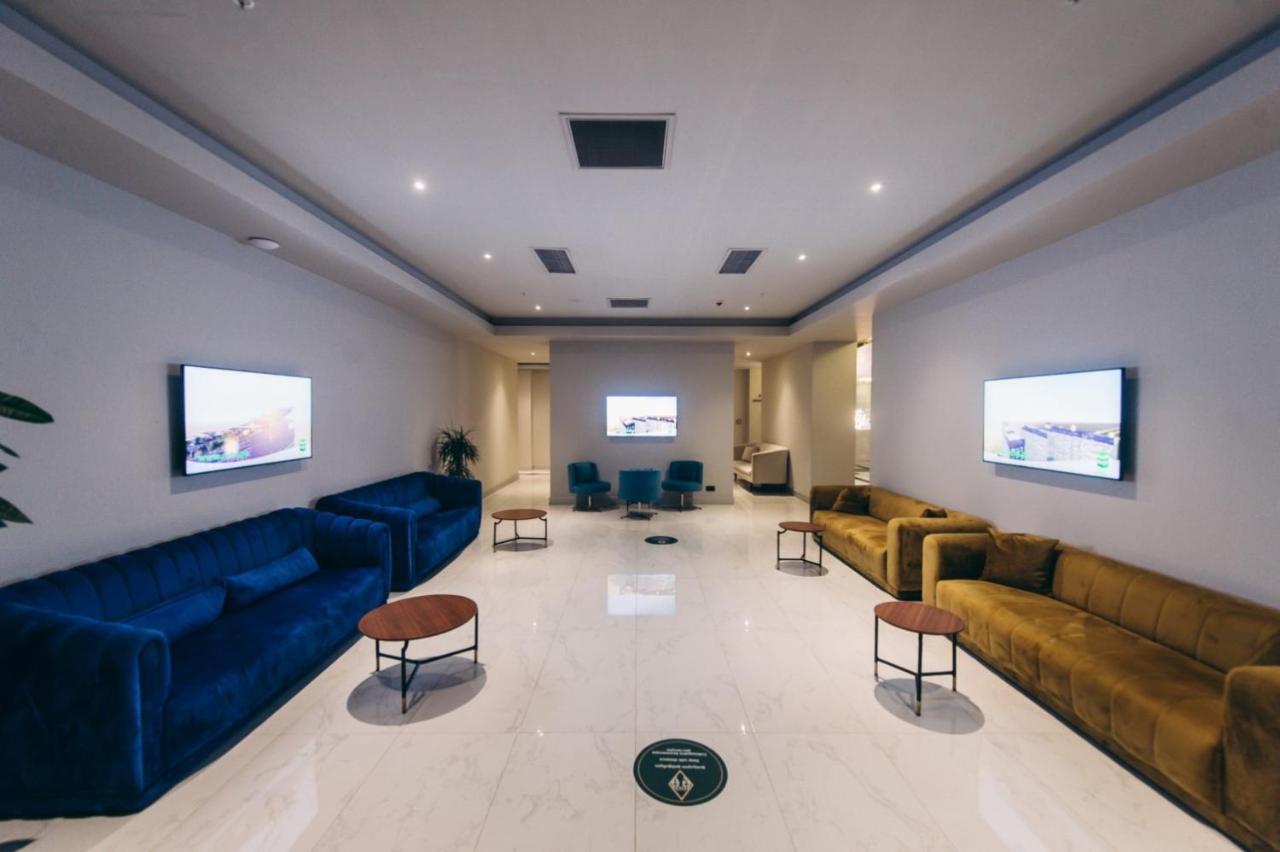 Elegance Sea View Aparthotel In Orbi City Batumi Exterior foto